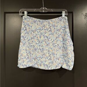 Wilfred mini skirt from Aritzia size 4!